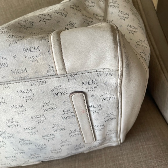 Authentic MCM large vintage tote bag (E01) - Picture 9 of 16